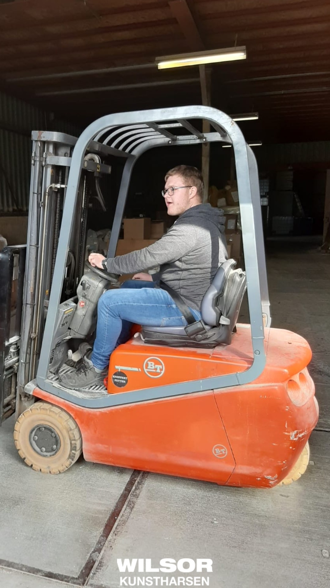 Cursus veilig rijden met een heftruck Wilsor Kunstharsen